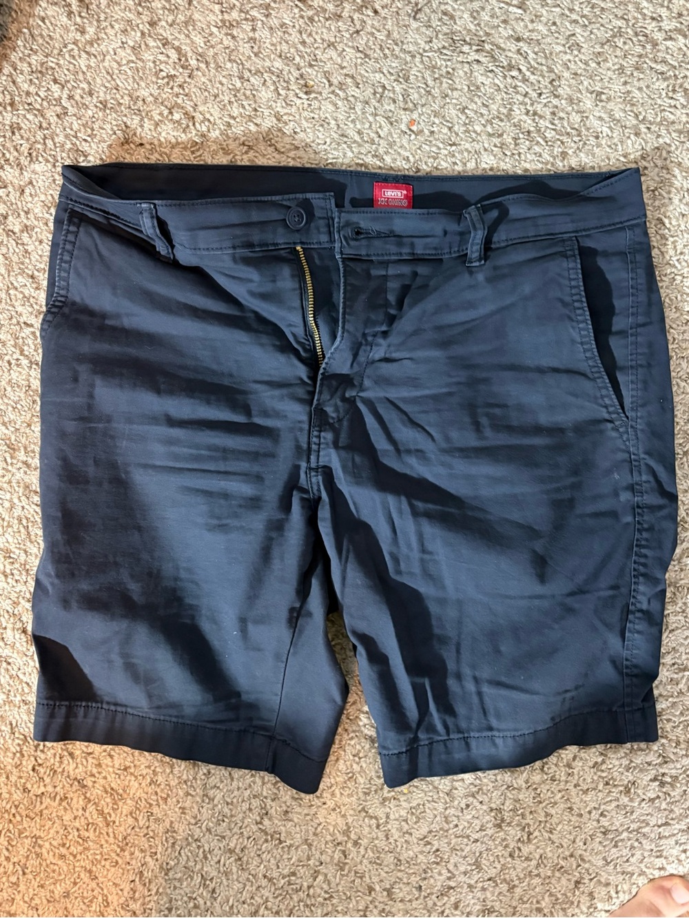 Levi's Men's Navy Flat-Front Cotton Blend Shorts